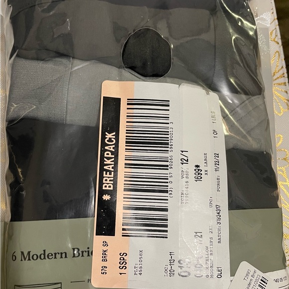 Goodfellow 6 NEW IN PACKAGE MODERN BRIEFS FOR MEN - Picture 2 of 3